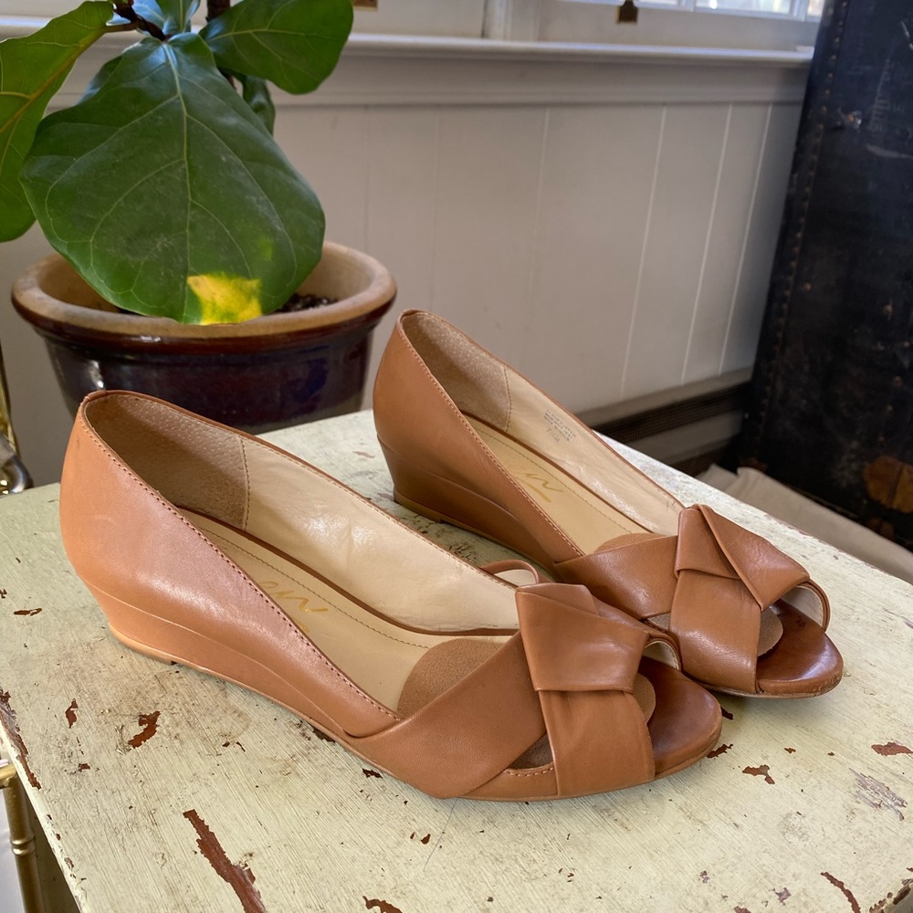Rowen wedge heels